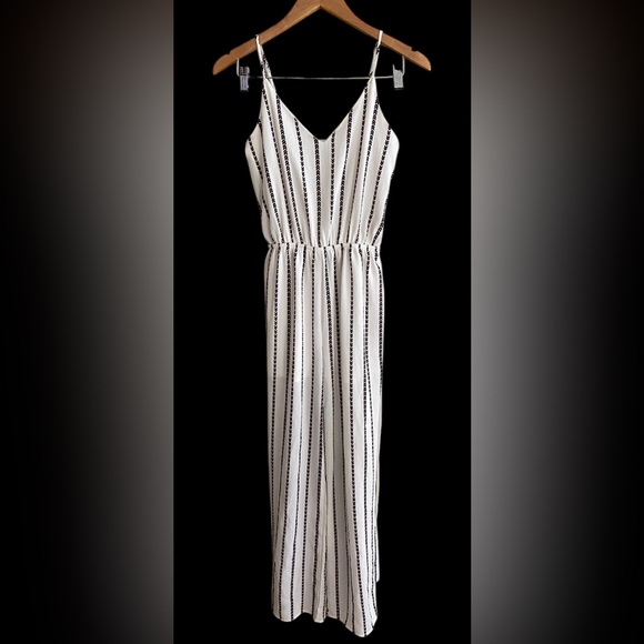 One Clothing: White Jumpsuit Romper with Black and Maroon Pattern Stripes - Picture 14 of 17